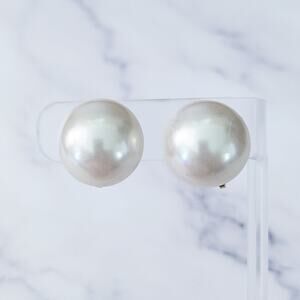 Vintage Clip On Earrings Domed Pearlescent Cream 7/8"